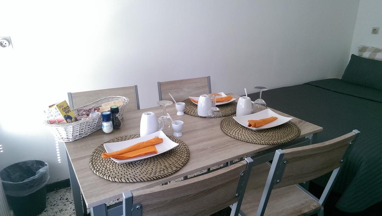 Bed & Breakfast Mambo At The Beach *